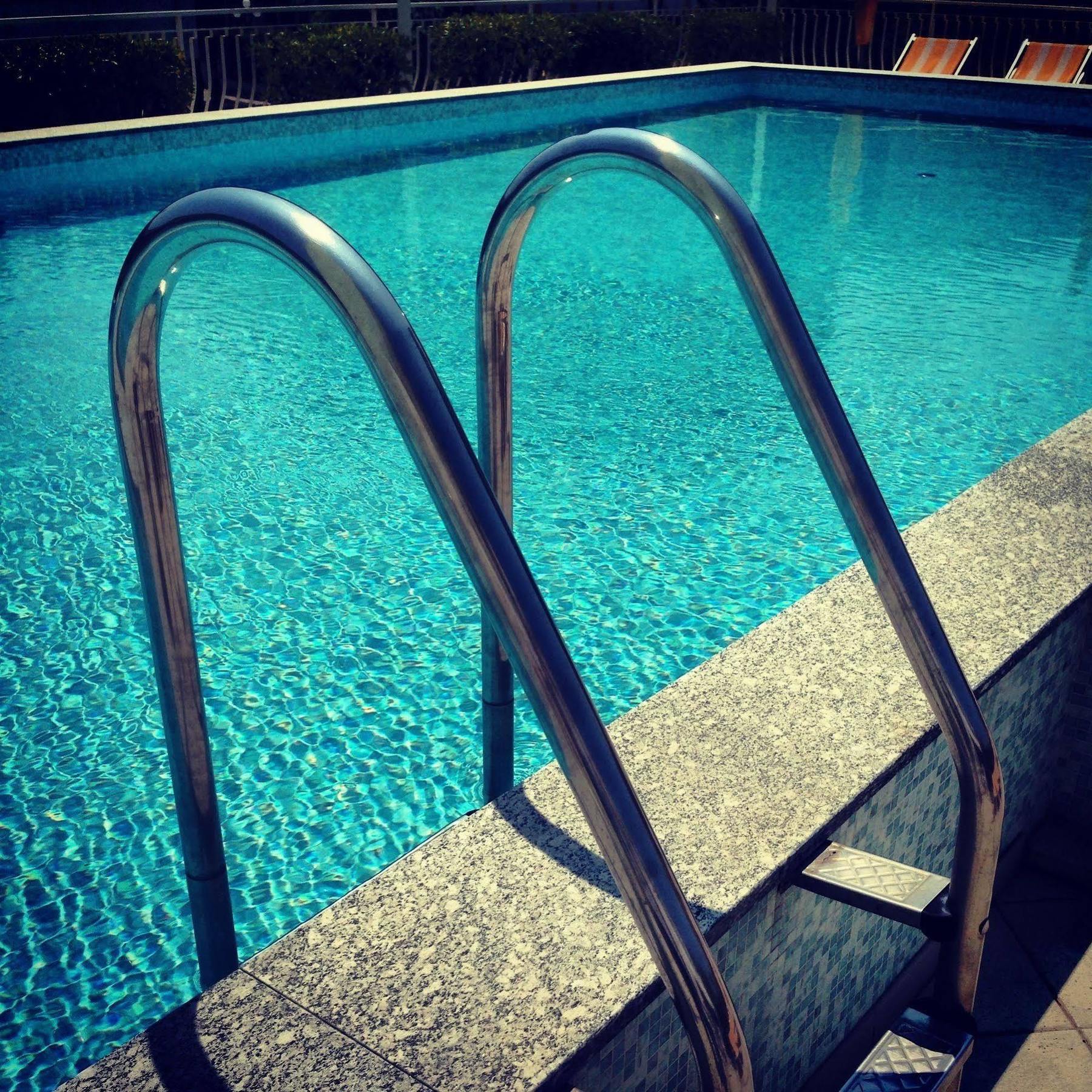לידו די ג'סולו Hotel Nember מראה חיצוני תמונה