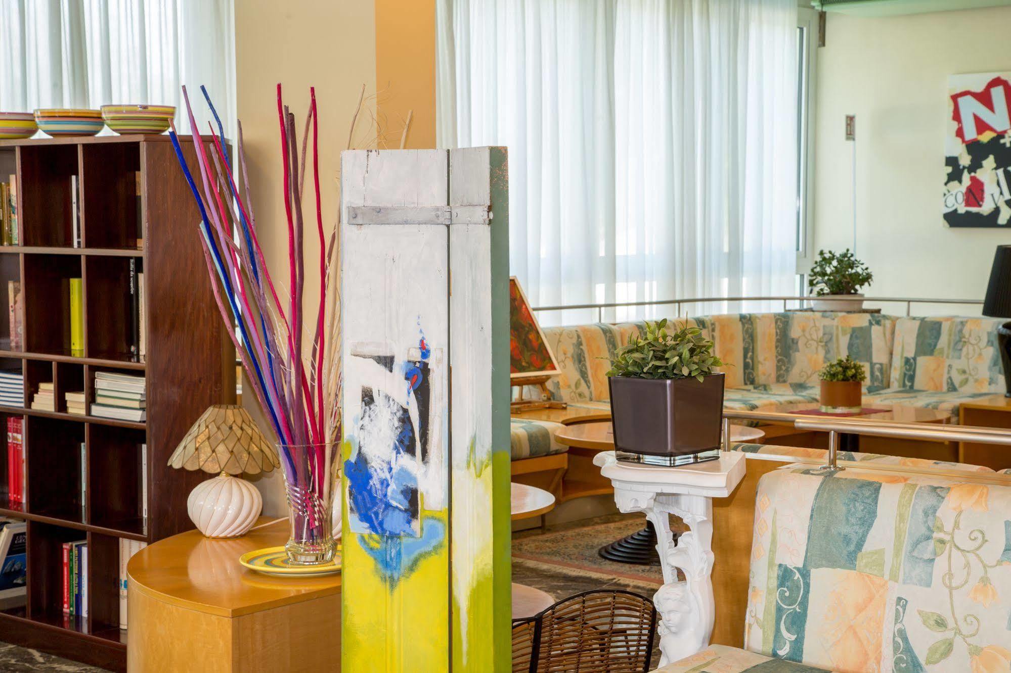 לידו די ג'סולו Hotel Nember מראה חיצוני תמונה